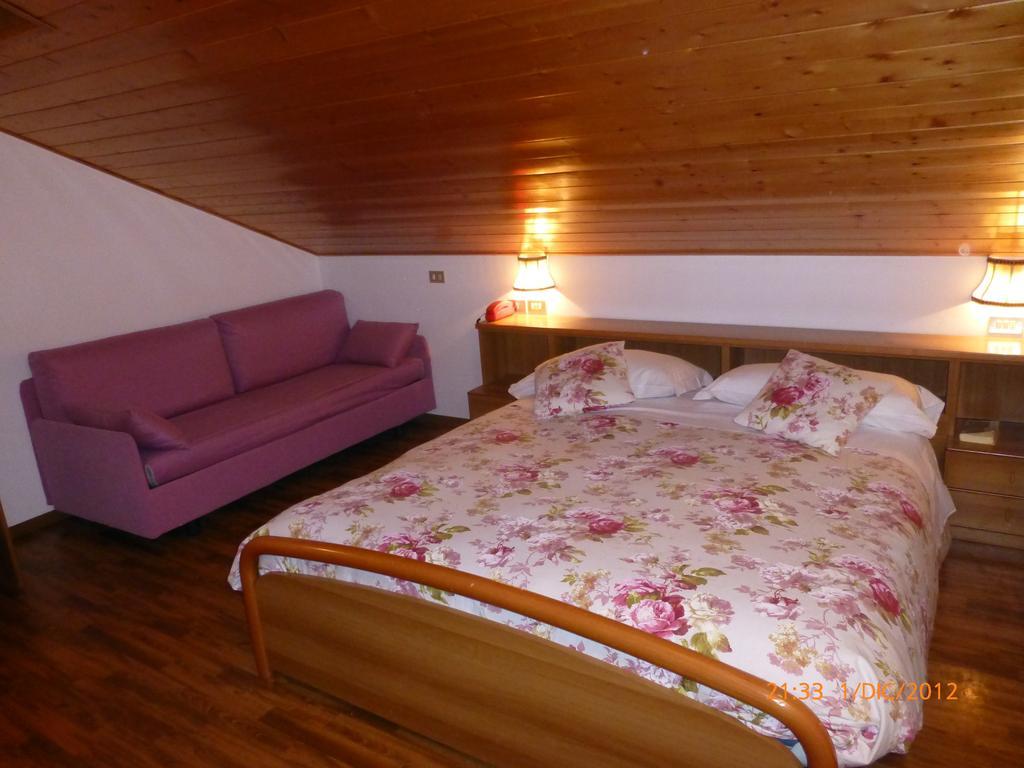 Hotel San Giovanni فيغو دي فاسا الغرفة الصورة